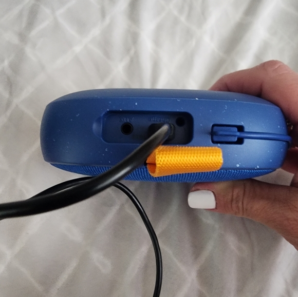 Bluetooth speaker - Picture 5 of 5